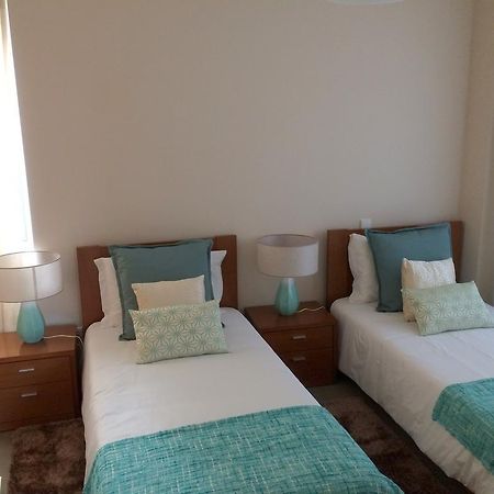 Apartamentos Sousa ฟุงชาล ภายนอก รูปภาพ